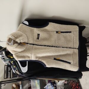 L.L. Bean Mountain Pile Sherpa Fleece Vest Women's Size X-Small Beige